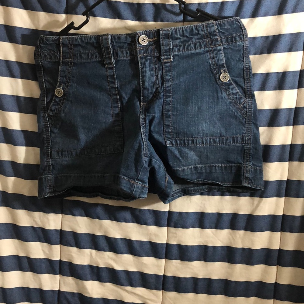 Vintage style jean shorts